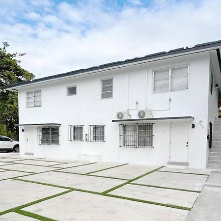 Fully Equipped Apartments With Parking Near Cocowalk Miami Dış mekan fotoğraf