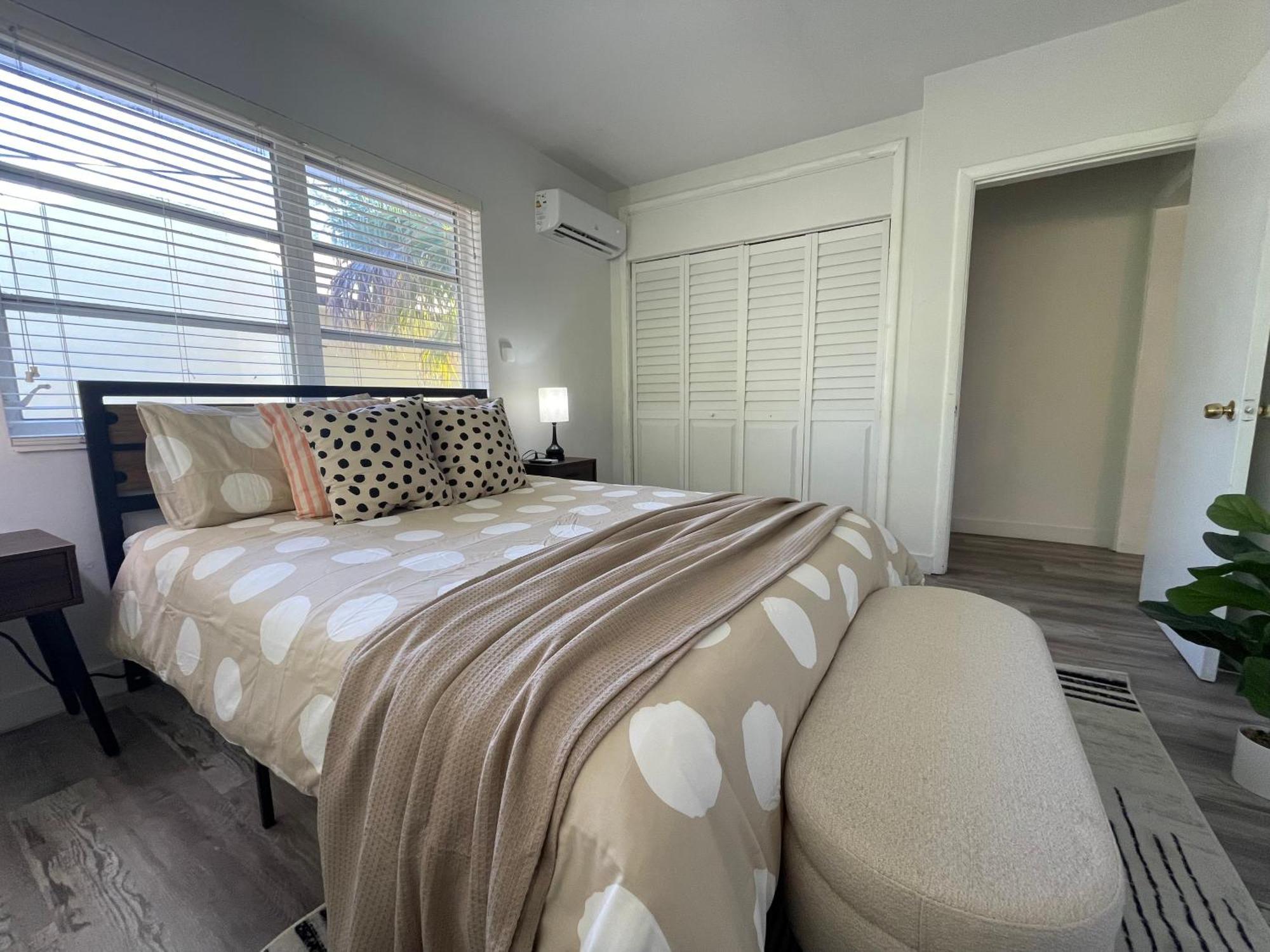 Fully Equipped Apartments With Parking Near Cocowalk Miami Dış mekan fotoğraf