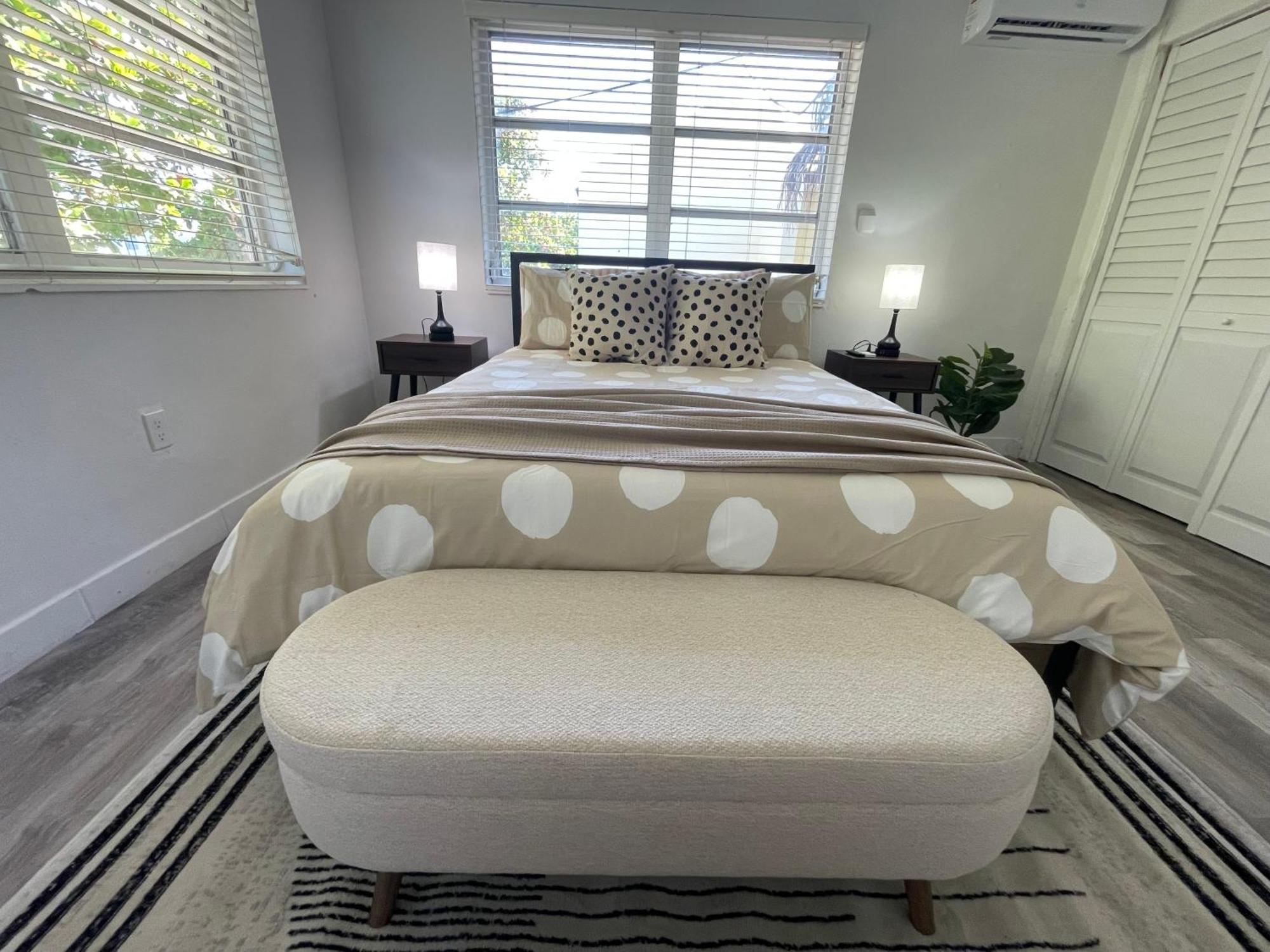 Fully Equipped Apartments With Parking Near Cocowalk Miami Dış mekan fotoğraf