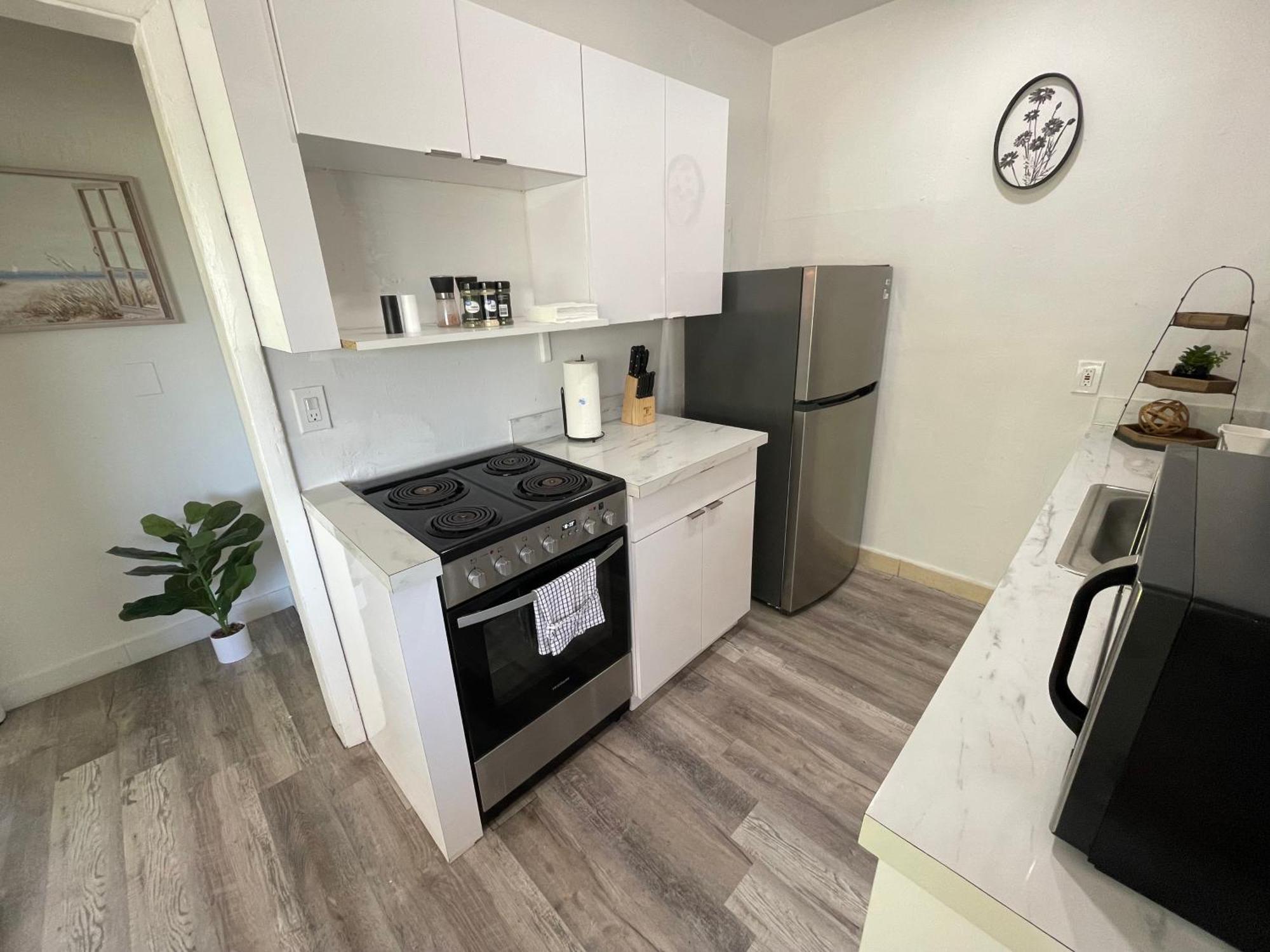 Fully Equipped Apartments With Parking Near Cocowalk Miami Dış mekan fotoğraf