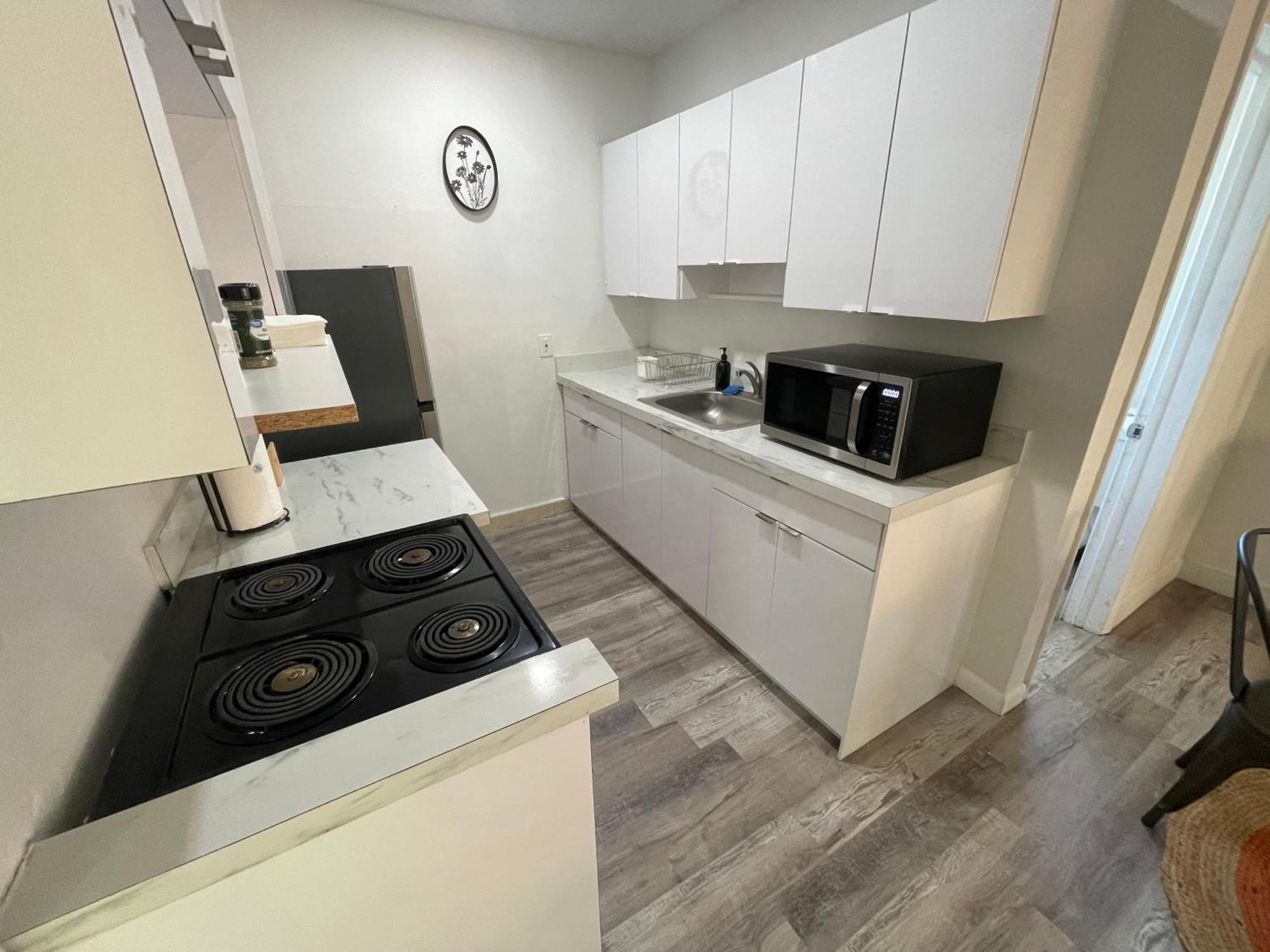 Fully Equipped Apartments With Parking Near Cocowalk Miami Dış mekan fotoğraf