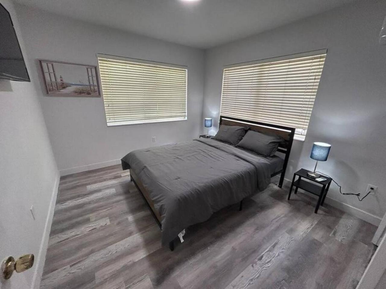 Fully Equipped Apartments With Parking Near Cocowalk Miami Dış mekan fotoğraf